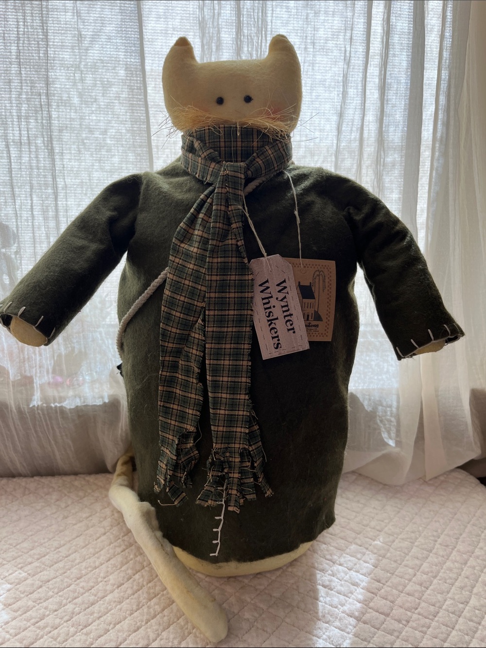 Pearsons simply primitives hand made folk art cat